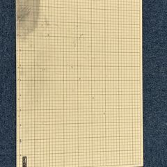 【最終処分価格】カッターマット　A2サイズ　1枚¥100