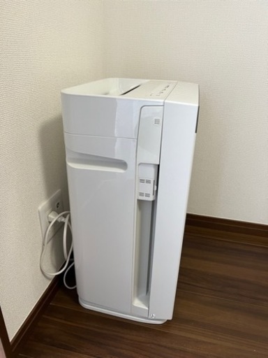 【空気清浄機】DAIKIN MCK70VBK-W（2019年製）【引越処分】