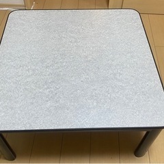 【受渡者決定】こたつ(引っ越すためお譲りします)返信の早い方を優先に決定いたしますの画像