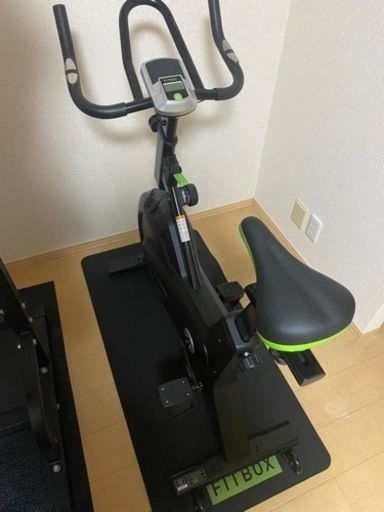 FITBOX 第3世代フィットネスバイク 極静音　スピンバイク マット込み