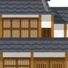 広い敷地に建つ2棟の民家を丸々貸し出します