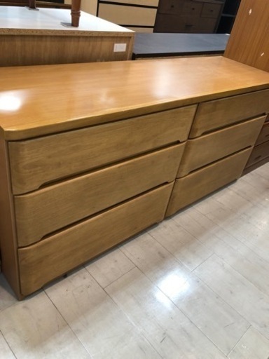 取りに来れる方限定！ニトリのローチェストです！