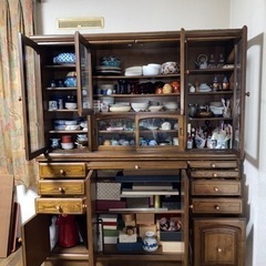 アンティーク　食器棚　キャビネット　飾り棚　大容量収納の画像