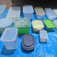 ★無料！★タッパーなど保存容器多数！　フリマ出品、冷凍保存、アウトドア準備などに、、、。の画像