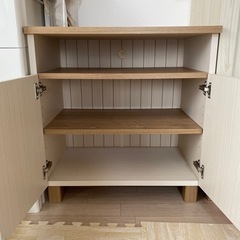 【美品！】フレンチカントリー風　サイドキャビネット　テレビ台の画像