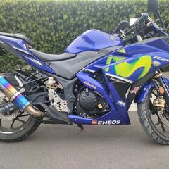 ヤマハYAMAHA yzf r25 2017 モビスタ日本400...