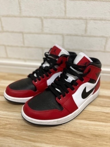 NIKE ジョーダン　ミッド