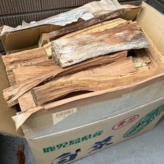 薪　広葉樹　約25kg 焚き火