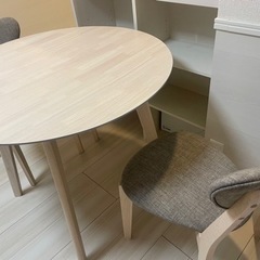 【値下げ】美品ダイニングテーブルセットの画像