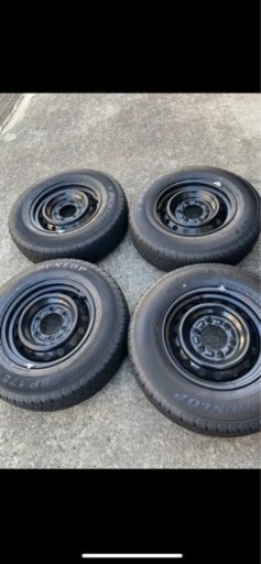 受け渡し決定しました　ハイエース　純正タイヤ　ホイールキャップ