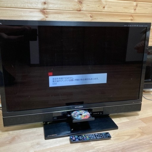 【今月末迄】三菱　テレビ　40インチ　Blu-ray DVD内蔵　リモコンあり
