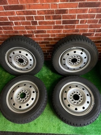 DUNLOP13インチスタッドレスタイヤ