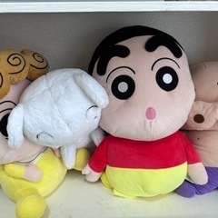 クレヨンしんちゃん　ぬいぐるみ