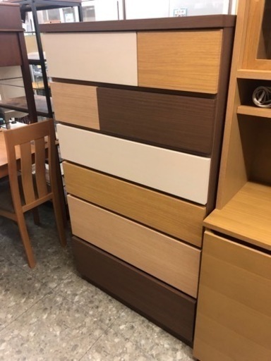 色違いチェスト