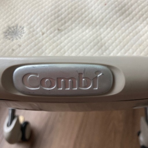 Combi  電動ベビーチェア‼️