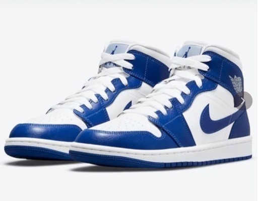 NIKE ナイキエアジョーダン1 MID