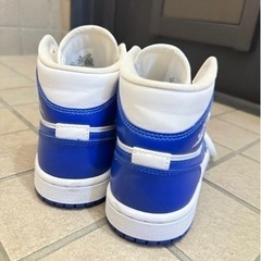 NIKE ナイキエアジョーダン1 MID