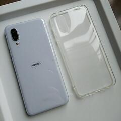 スマートフォン① 動作良好  AQUOS sense3 plus ホワイト 高性能 充電器などフル装備 携帯電話 アクオス スマホ ※2ヶ月保証の画像