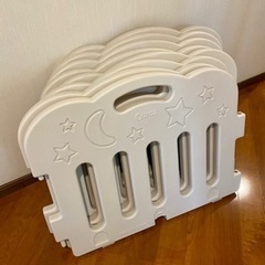 Caraz カラズ　ベビーサークル　140✖️140 ベージュ