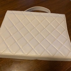 マトラッセ　ブリーフバッグ(白) 