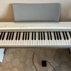 電子ピアノ　の画像