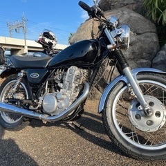 YAMAHA sr400 1jr 直接引き渡し35万！の画像