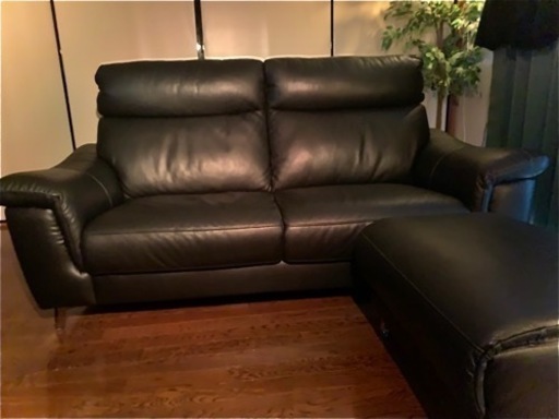【定価33万円超】高級3Pレザーソファ+オットマン+レザーケアキット（4ヶ月程前購入品）