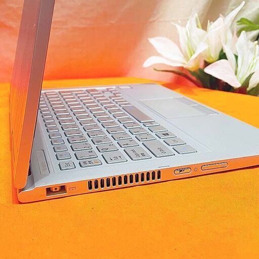 ◆NEC タッチパネル搭載 超軽量ウルトラBook◆わずか769g◆ 製造番号：78000121A