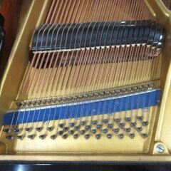 中古グランドピアノ KAWAI 600 奥行き183cm 製造1968年