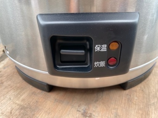 ☆新品 未使用品 タイガー炊飯ジャー JNO-B360 2019年 ステンレスXS 3.6L 2升 単相200V 動作問題なし☆