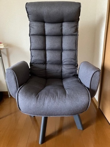 ナチュラル系のハイバックチェア