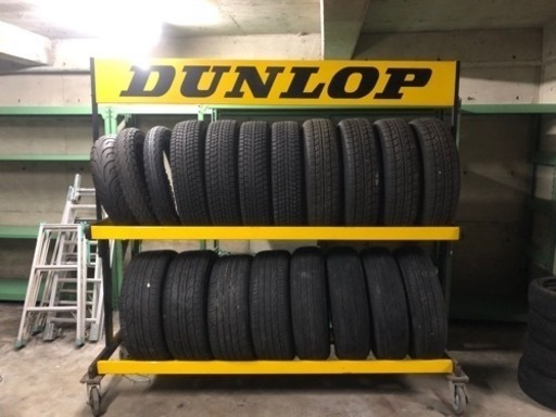 ダンロップ　タイヤ置き