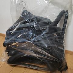 紳士服ハンガー