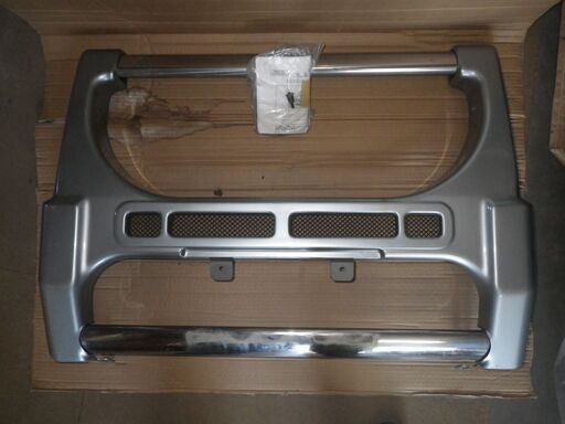 【値下げ】三菱パジェロ 2.8DTロング(型式 KD-V46WG）用 フロントグリルガード