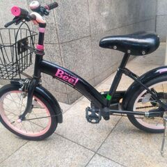 １６　子供自転車　補助輪もあり