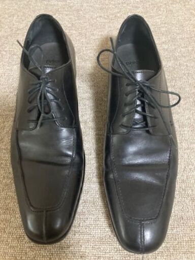 Hugo Boss 革靴（ドイツ製）黒色・中古　アメリカサイズ 11 日本サイズ 29cm