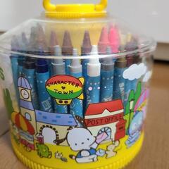 サンリオのクレヨン48色セットの画像