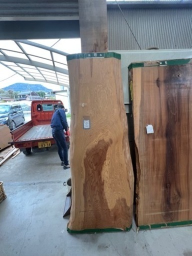 杉一枚板　レジンテーブル天板などに　リバーテーブル・店舗看板　等に