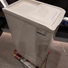 SANYO　小型冷凍ストッカー SCR-S42