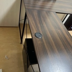 6/13まで　パソコンデスクの画像