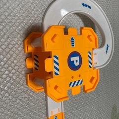 値下げ中！ミニカー消防・警察基地の画像