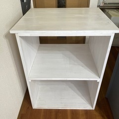 棚　白