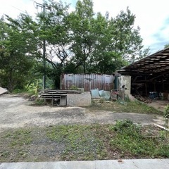 廃棄処分品　スチールコンテナ？コンテナハウスに、倉庫・バイク小屋・車庫・物置・鉄くずの画像