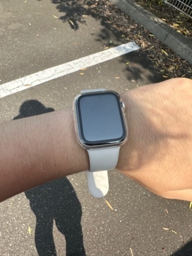 Apple Watch アップルウォッチ SE 第2世代       GPS 44mm MNJX3J/A A2723 スターライト