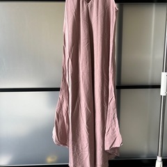くすみピンク　少し透け感あり