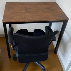 【板橋】パソコンデスクとチェアーセットの画像