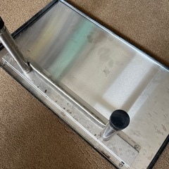 無料で譲ります: 食洗機用のステンレス置き台