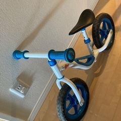 キックバイク　幼児用の画像