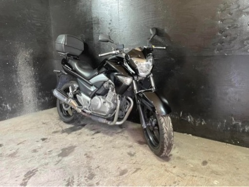 ★お支払総額12.8万円★ 買取強化中！どんな車両も1万円～保証します！ スズキ GSR250 激安250MT！リアボックス付き！通勤通学に♪ツーリングにも♪