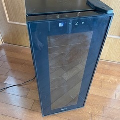 【ジャンク品】ワインセラー12本用の画像